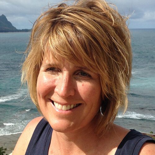 Teaching Artist Lisa Russell Cameron Headshot