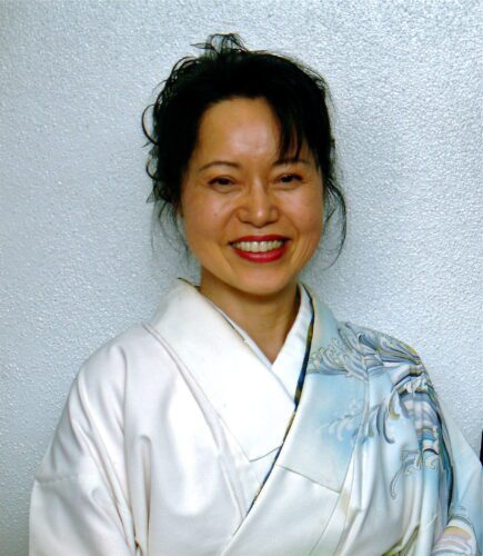 Teaching Artist Yoko Hiraoka Headshot